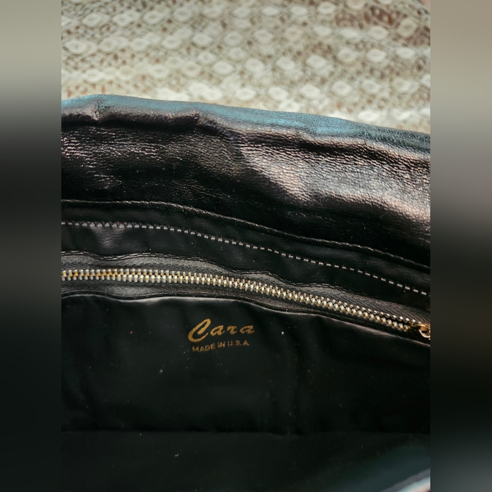 Vintage Cara Black Leather Clutch - Picture 4 of 8